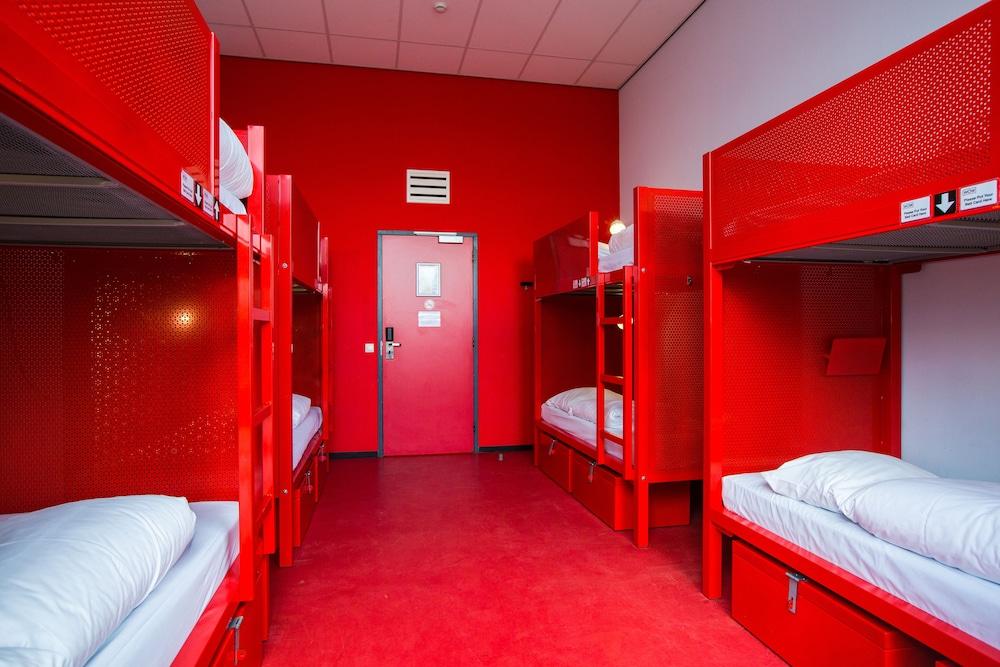 Wow Amsterdam Hostel Exterior photo