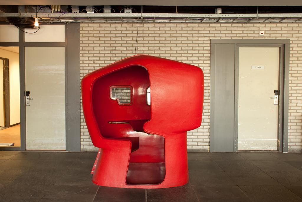Wow Amsterdam Hostel Exterior photo